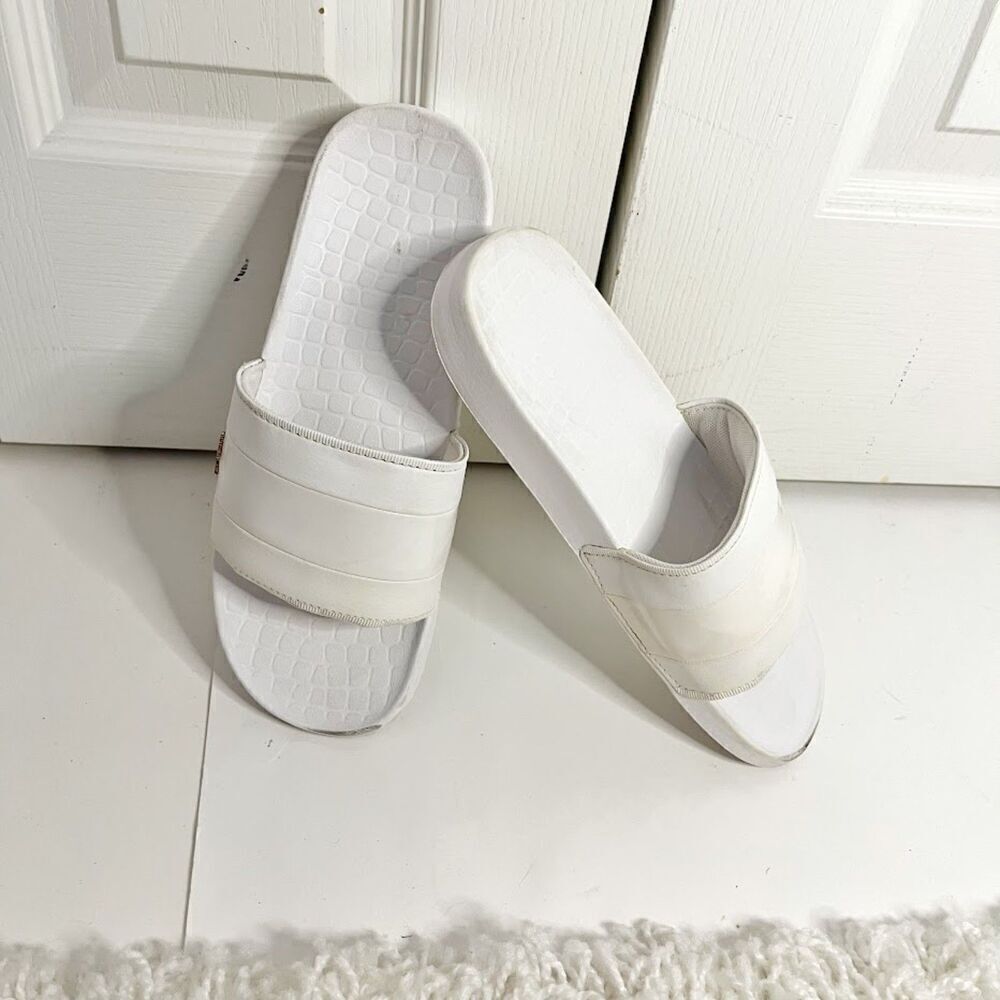 Lacoste Crocodile Metallic Slip On Rubber Summer Casual Flip Flop Sandal Slides